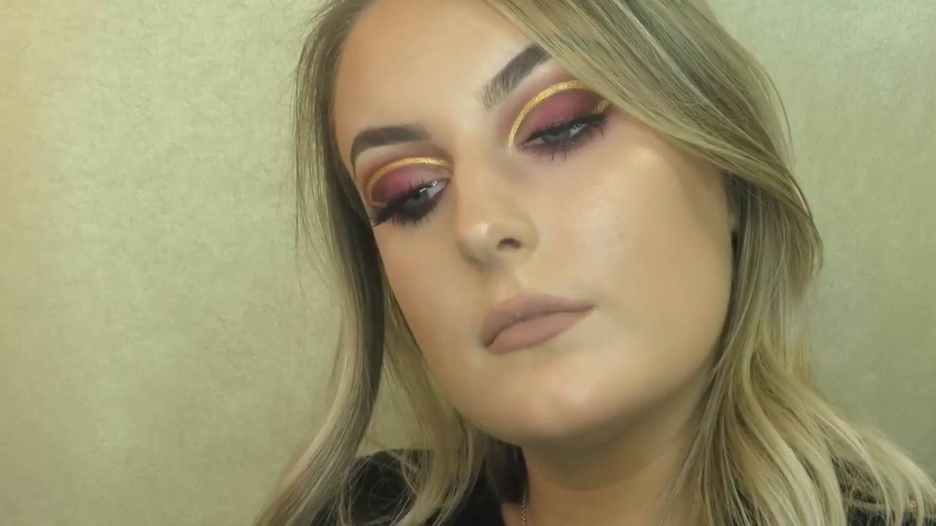 VIDEO: Graphic Eyeliner using Suva Beauty